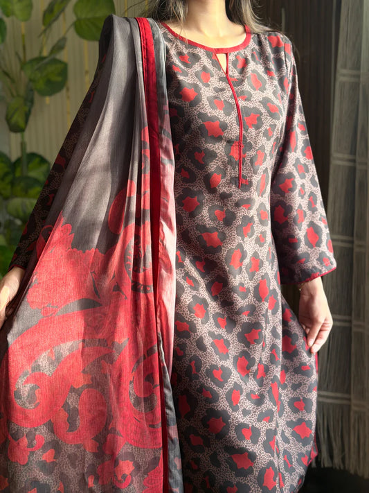 DIGITAL PRINTED SWISS LAWN 3pcs (RED CHEETAH)